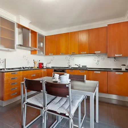 Апартаменты Big Sunny Terrace 2bd Apart Parque Nacoes-lisbon *
